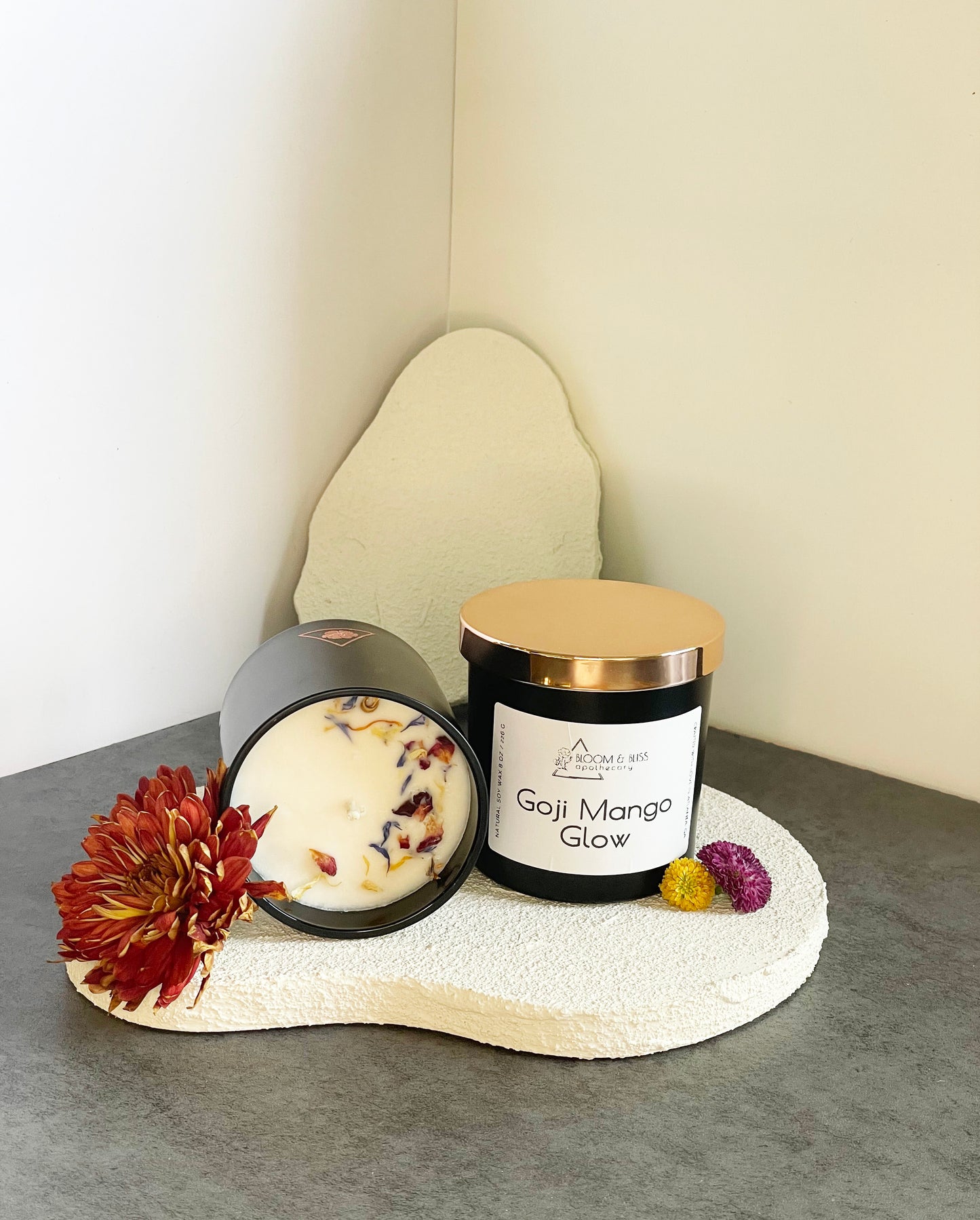 Goji Mango Glow 8 oz. Candle